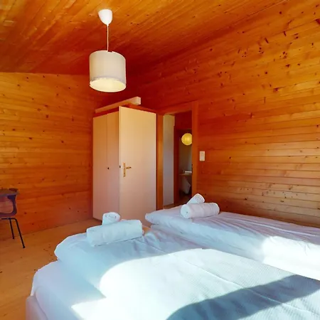 Mountain Getaway In The Heart Of シャレー